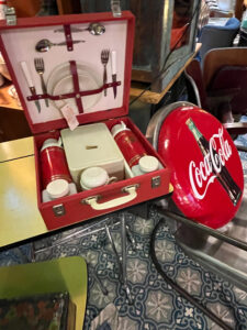 Objets déco - Valise pique-nique