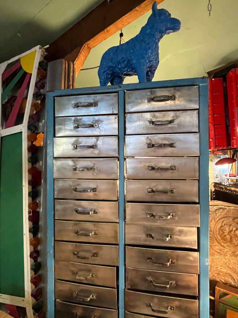 Meubles - Armoire administrative métal